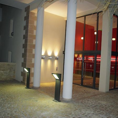 Апартаменты Amandrey-De-Provence Сен-Реми-де-Прованс Экстерьер фото